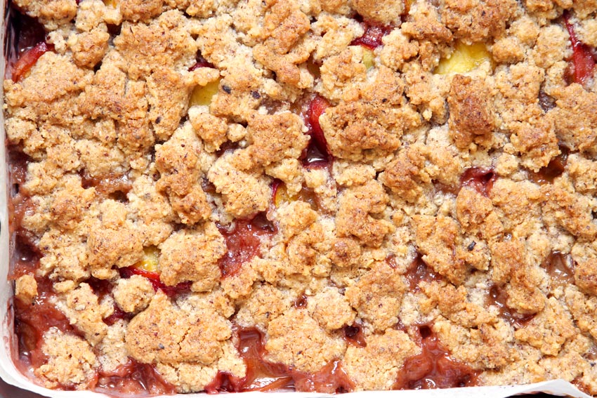 crispy peach crumble