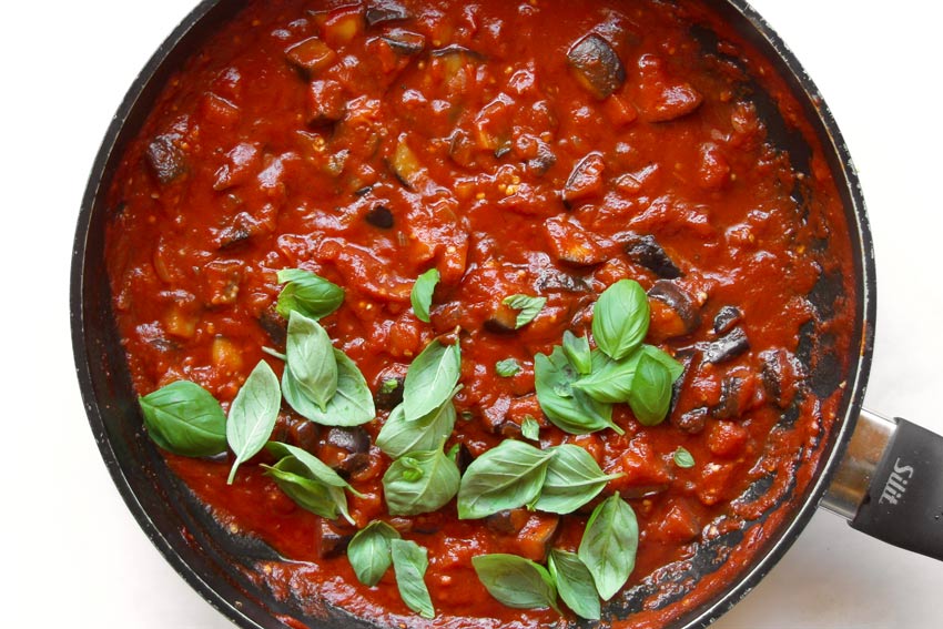 Pasta alla Norma sauce with fresh basil